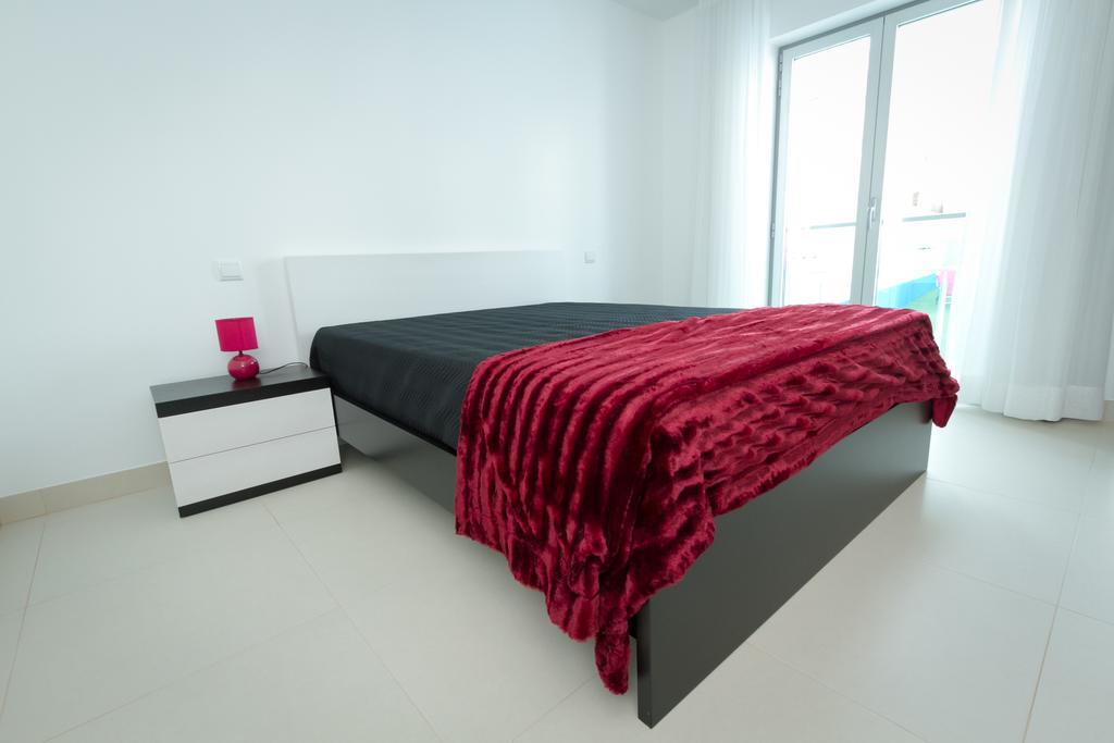 Peralux Hotel ภายนอก รูปภาพ