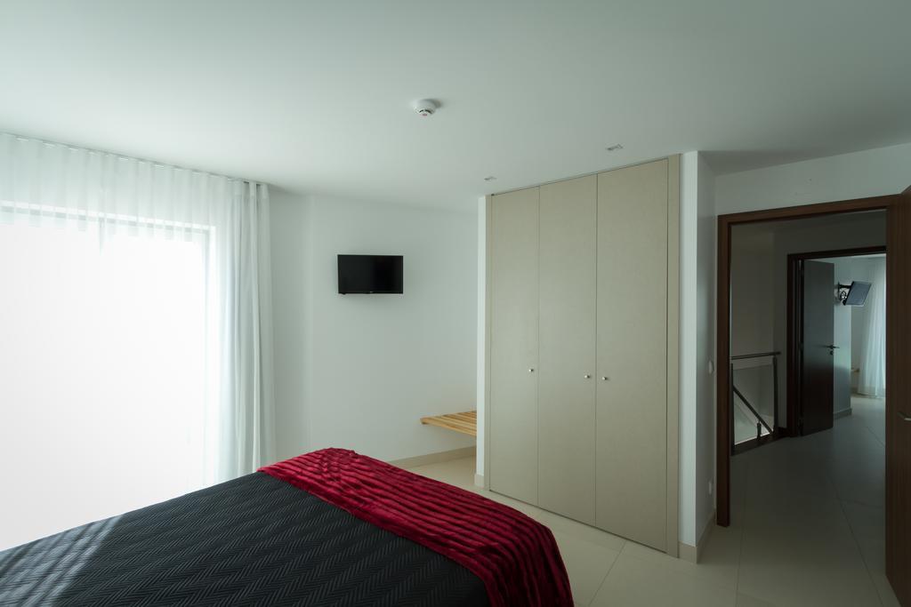 Peralux Hotel ภายนอก รูปภาพ